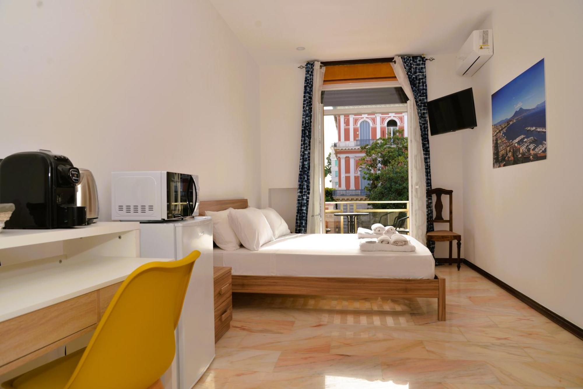 Punto Felice Riviera - Centro Citta Lungomare Caracciolo Hotel Naples Luaran gambar