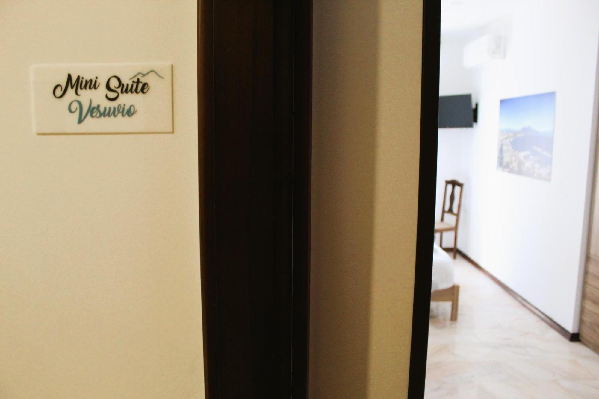 Punto Felice Riviera - Centro Citta Lungomare Caracciolo Hotel Naples Luaran gambar
